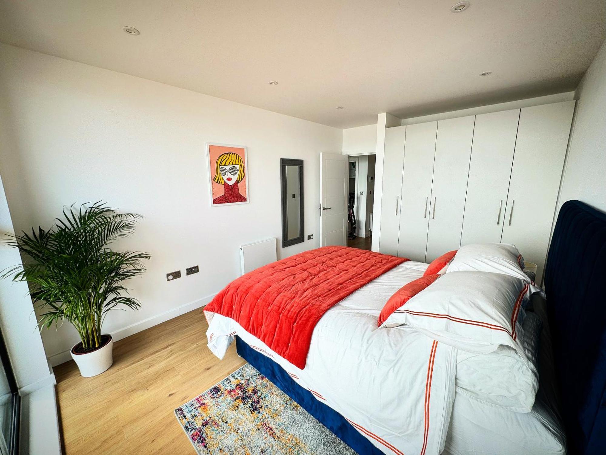 Stunning Beach Front Apartment With Sea Views, Free Parking & Balcony Ramsgate Exterior foto